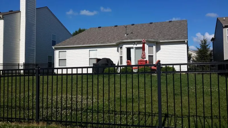 This Duration shingle system by Owens Corning has a 130 mph wind rating. The color of this shingle is Driftwood.