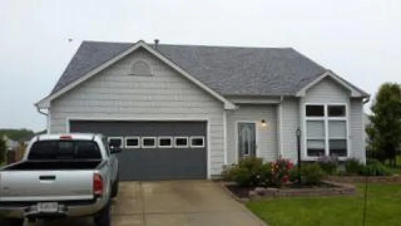 Under each Roof It Forward roofing system, ice and water protection is placed in your valleys. This sticky product is stuck to your decking for the ultimate protection. Then, our shingles are installed over and through the valleys for double protection where leaks occur most.