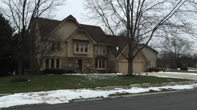 This roofing system utilizes the Duration shingles. These shingles not only provide outstanding looks, but they are also warranted against 130 mph wind gusts thanks to their SureNail Technology strips.