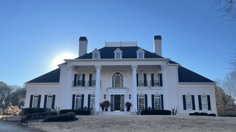 ARAC Roof It Forward - Owens Corning Full Roof Replacement in Johns Creek, Georgia using the Duration Series Shingle, Onyx Black