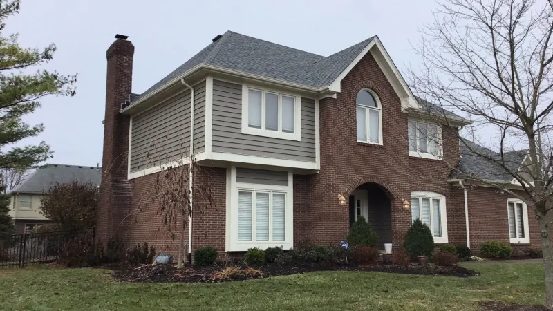 Owens Corning Duration Shingles are warranted for up to 130 mph wind gusts due to their built-in SureNail Technology. Roof It Forward only installs the best shingles for your home.