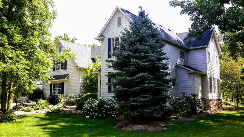 Roof It Forward was able to give this home a brand new look while also adding curb appeal as well.