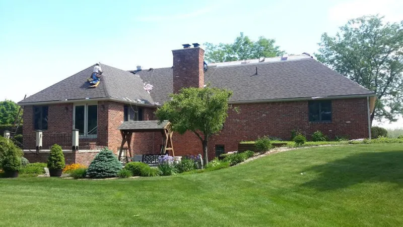 Along with strength, the Duration shingles give you an authentic shake shingle appearance.