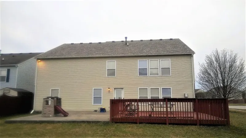 Not only is it strong, but the Duration shingle provides you with a beautiful dimensional look and complementary shadow lines for your home makeover.