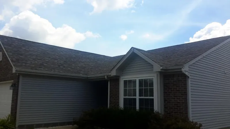 The clean lines and dimensional appearance of the Duration shingle are just what this home needed.