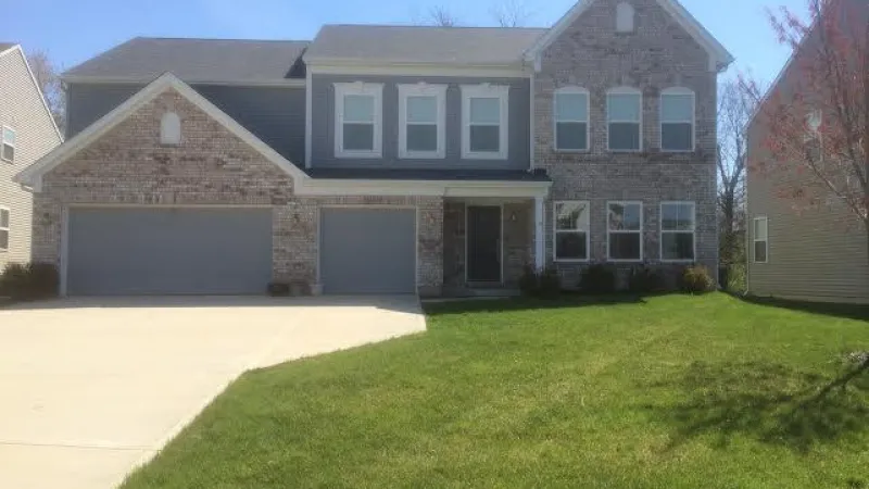 These amazing Owens Corning Duration Shingles not only have a beautiful dimensional appearance, but they are also incredibly strong. Their built-in SureNail Technology strips give them the strength to withstand wind gusts of up to 130 mph.