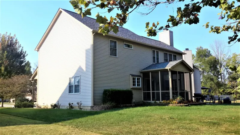 The Owens Corning Duration Shingles give off shadow lines that create gorgeous dimensions for your home.