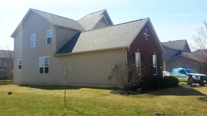 This shingle along with the shadow lines gives the roof beautiful dimensions.