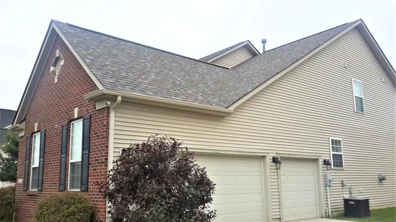 This shingle along with the shadow lines gives the roof beautiful dimensions.
