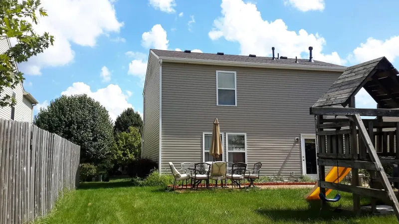 The built-in SureNail Technology strips of the Owens Corning Duration Shingles give a triple bond nailing surface for more strength.