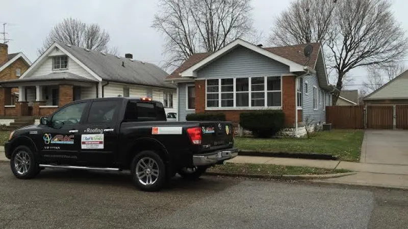 Mastic Ovation Siding makes this home sparkle.