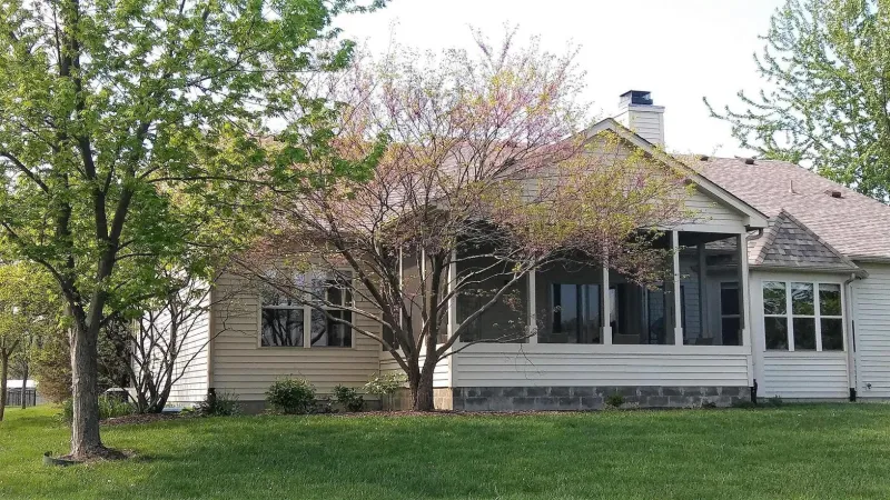 The SureNail Technology strip makes this roof one of a kind and extremely durable. Choose Roof It Forward for your next roofing system.