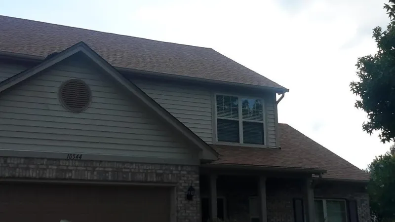 Duration shingles have embedded SureNail Technology strips that provide a 130 mph wind rating.