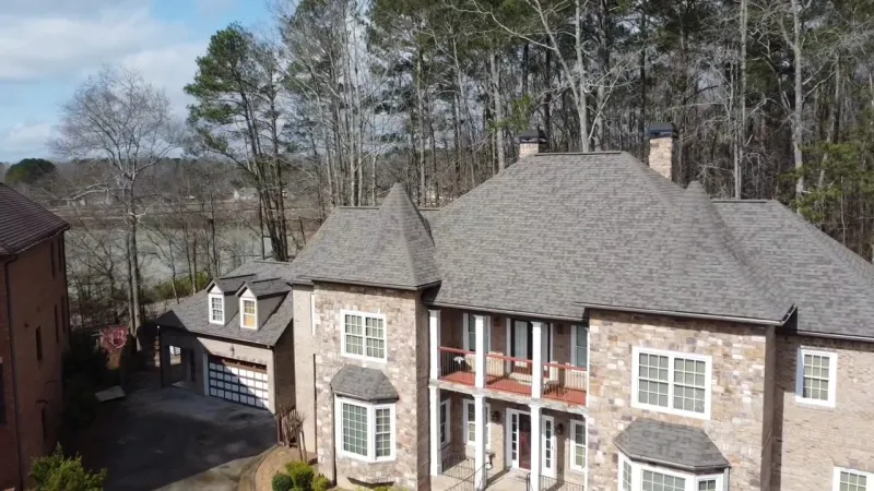 Owens Corning Platinum Preferred Contractor Installation by ARAC Roof It Forward in Grayson, Georgia using Duration Driftwood Shingles