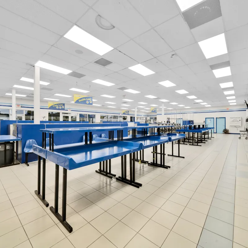 Laundromart- Virgini Gardens, FL | Statewide