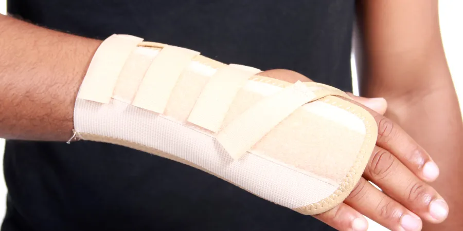a person in a splint
