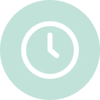 White clock icon showing 3 o'clock on a light green circular background