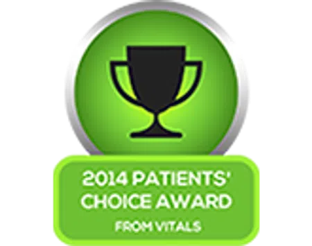 Green 2014 Patients' Choice Award badge with black trophy icon and silver border from Vitals