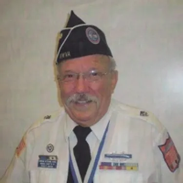 a man wearing a hat