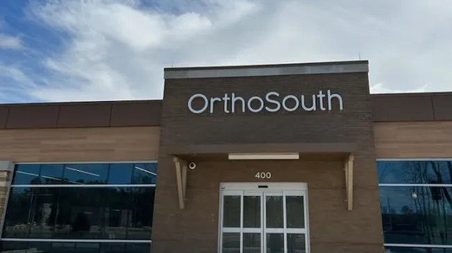 OrthoSouth Arlington exterior view