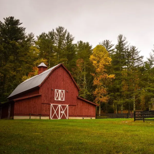 a barn in a field