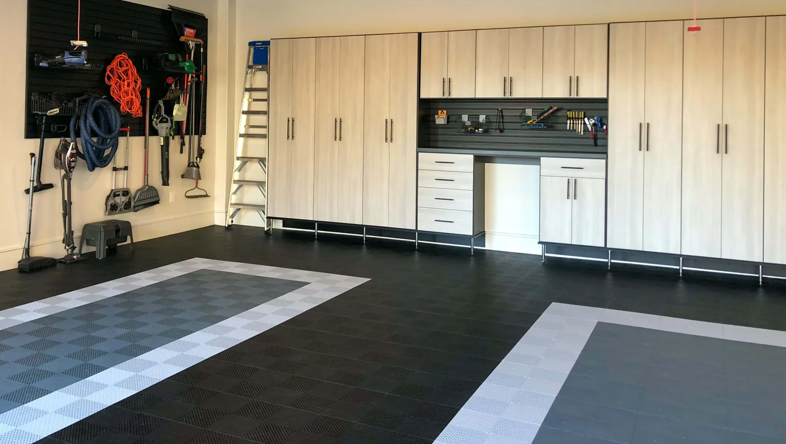 How Can I Make My Garage Floor Look Nice 