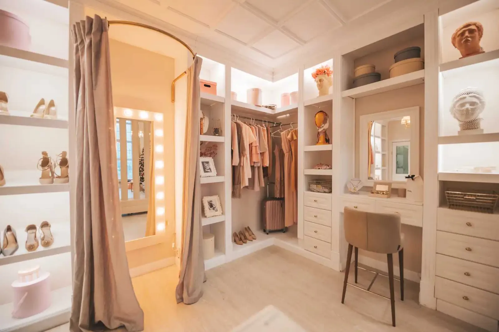 Luxury Features to Add to Your Atlanta Custom Closet Design