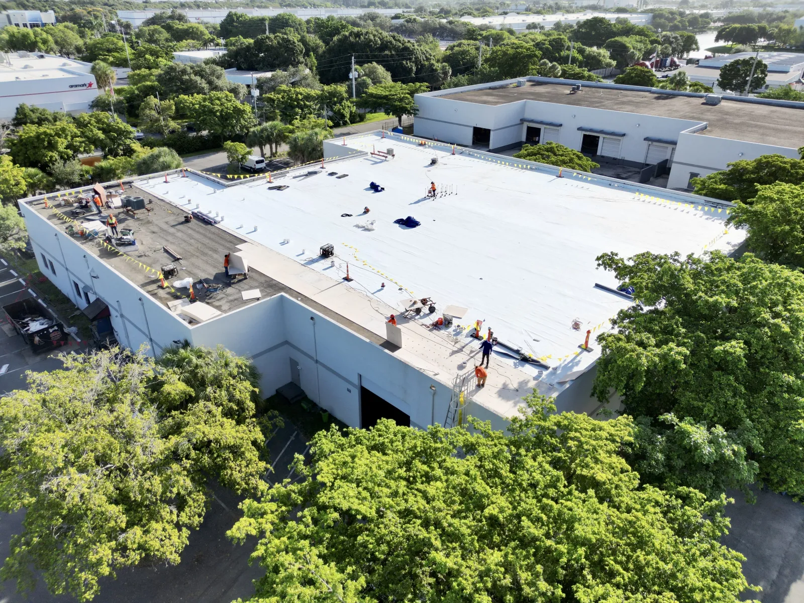 Best Roofing Installing Commercial Recover