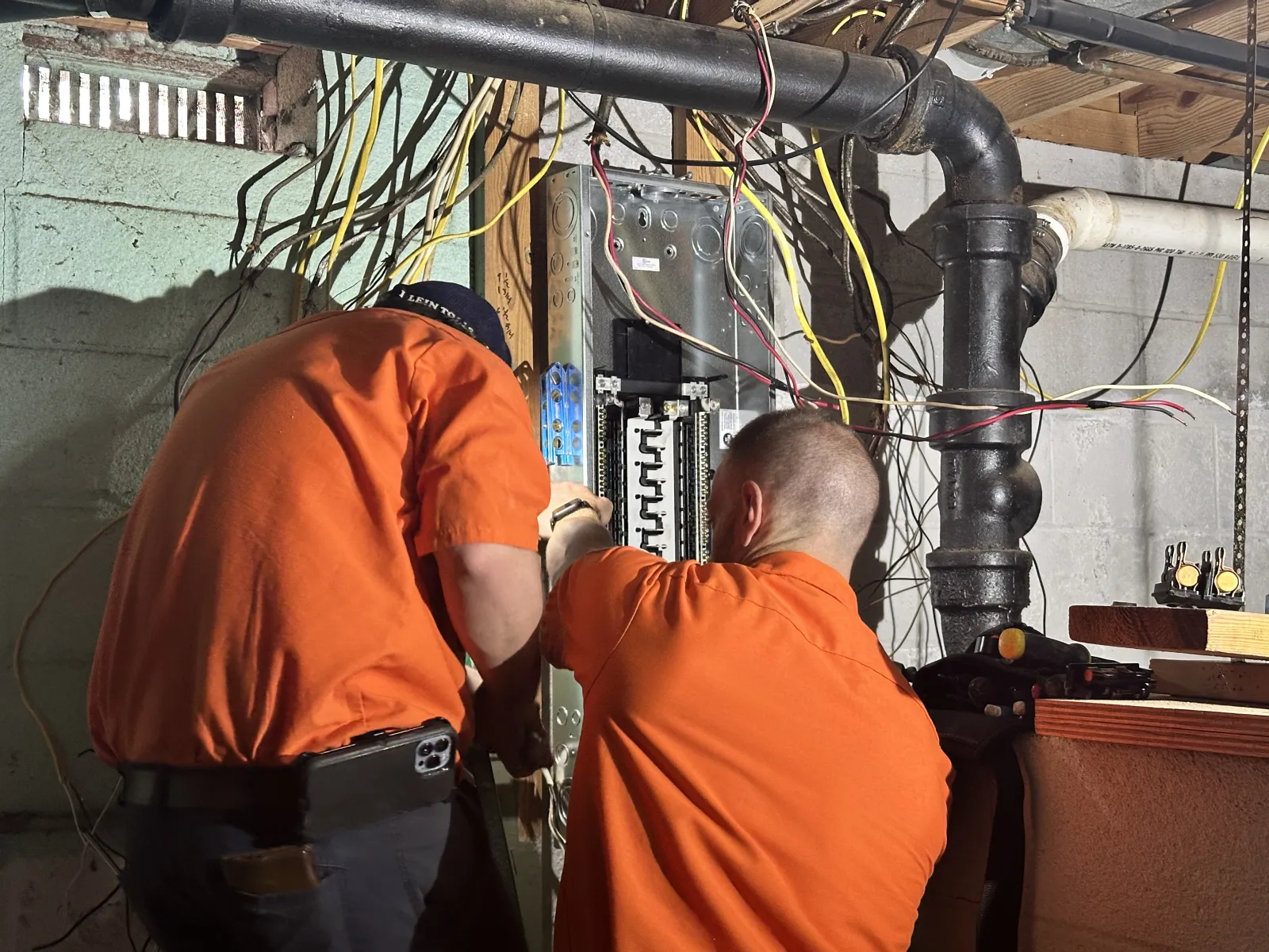 Estes Electricians Updating an Fuse Panel