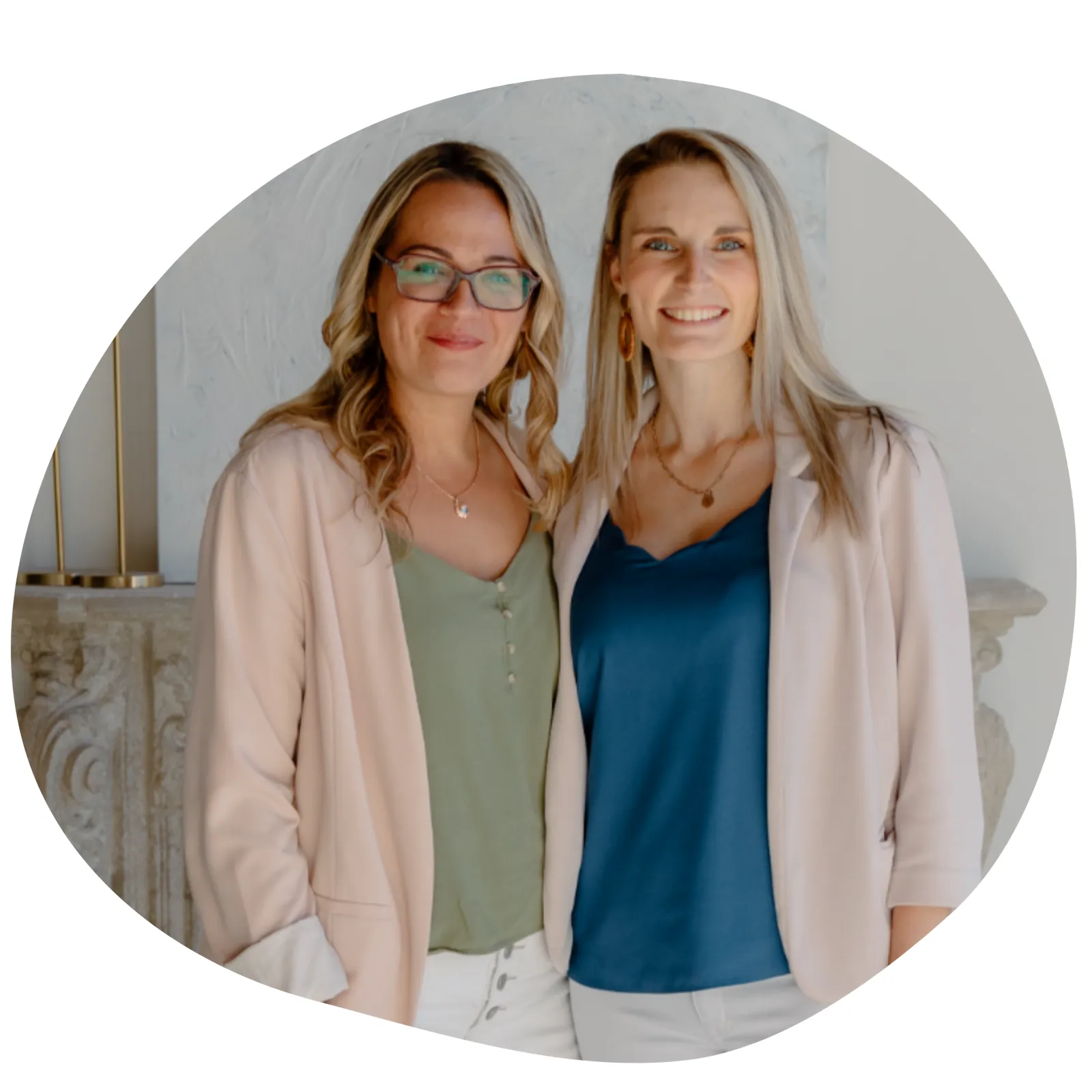 Laura Ferrari and Rebecca Frosch, Co-Founders of Hyperchat Social