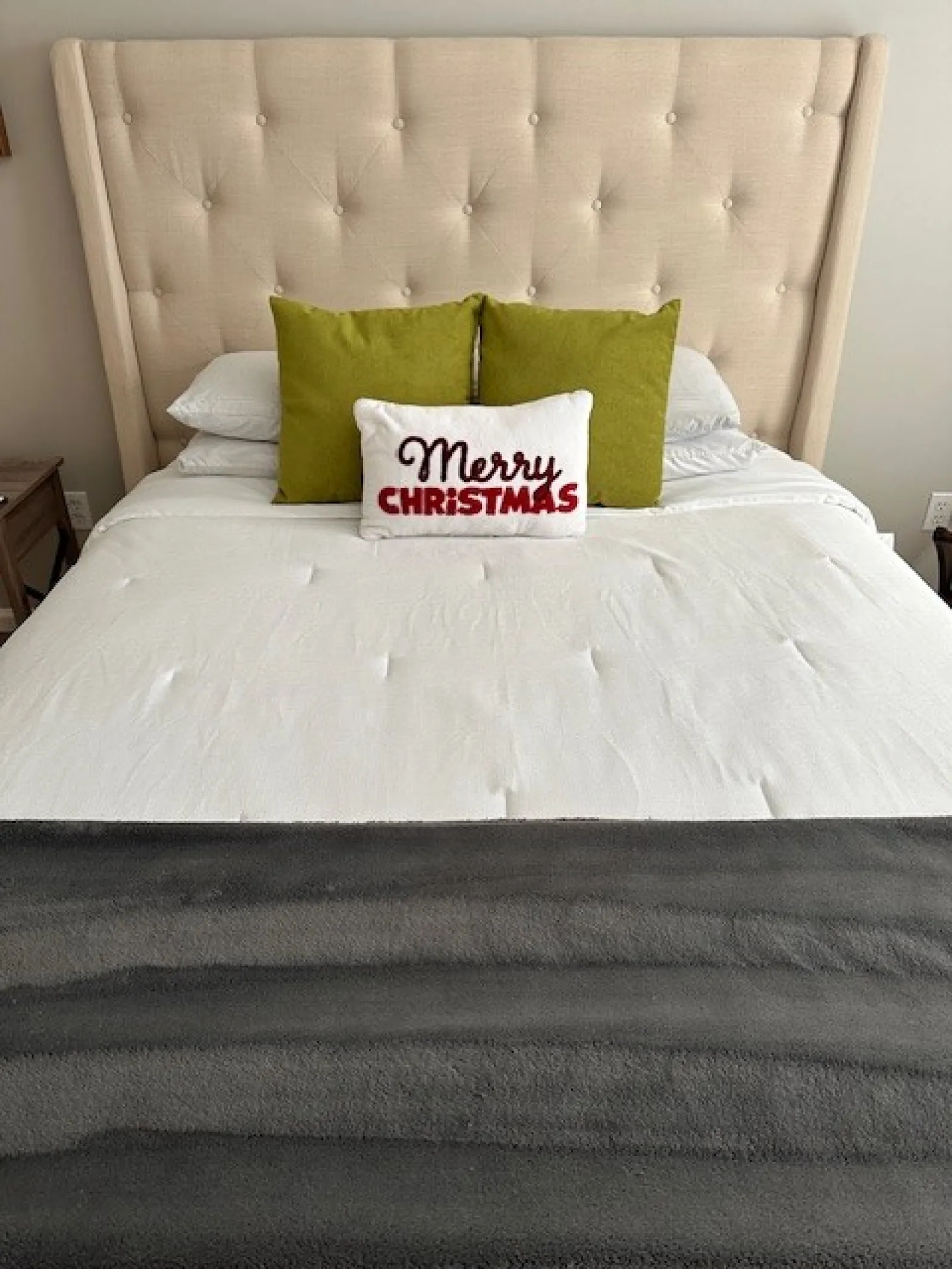 a white towel on a wall