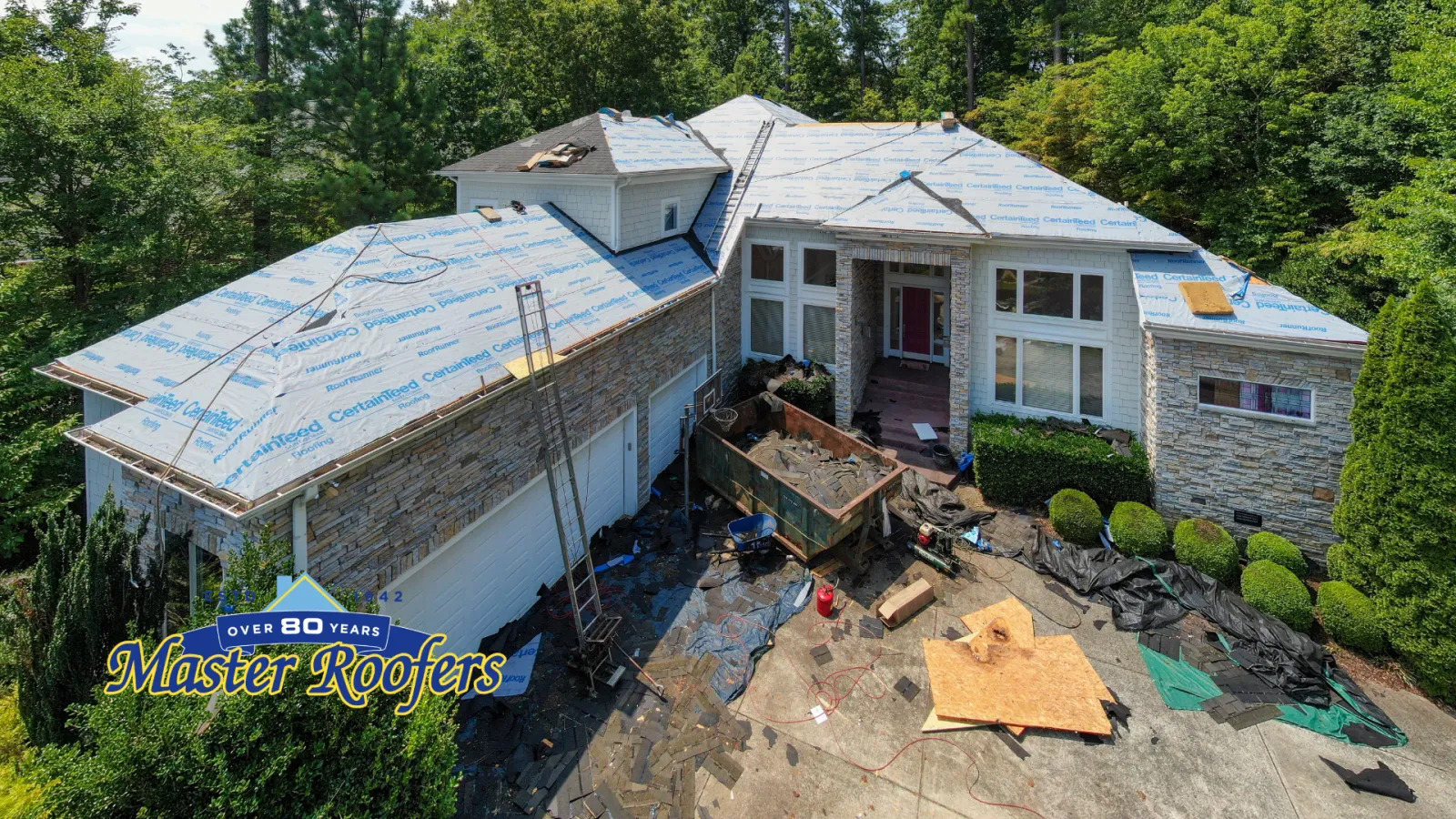 Master Roofers service