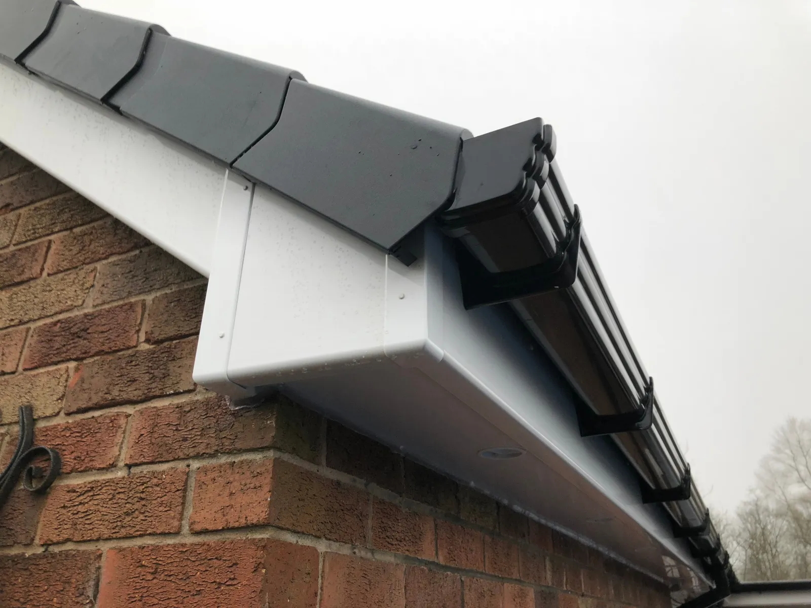 Gutters plus Fascia Boards for Your Roof