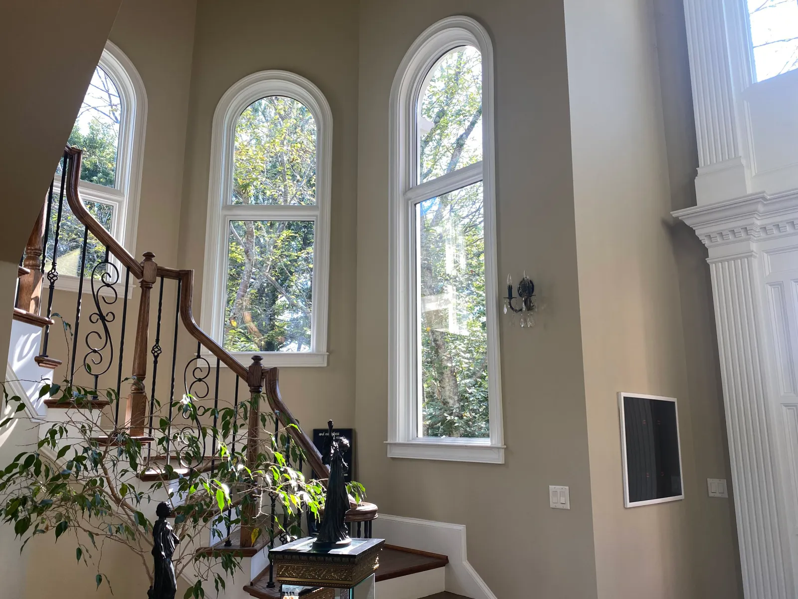 Custom rounded top windows installed in a Duluth, GA home by North Georgia Replacement Windows