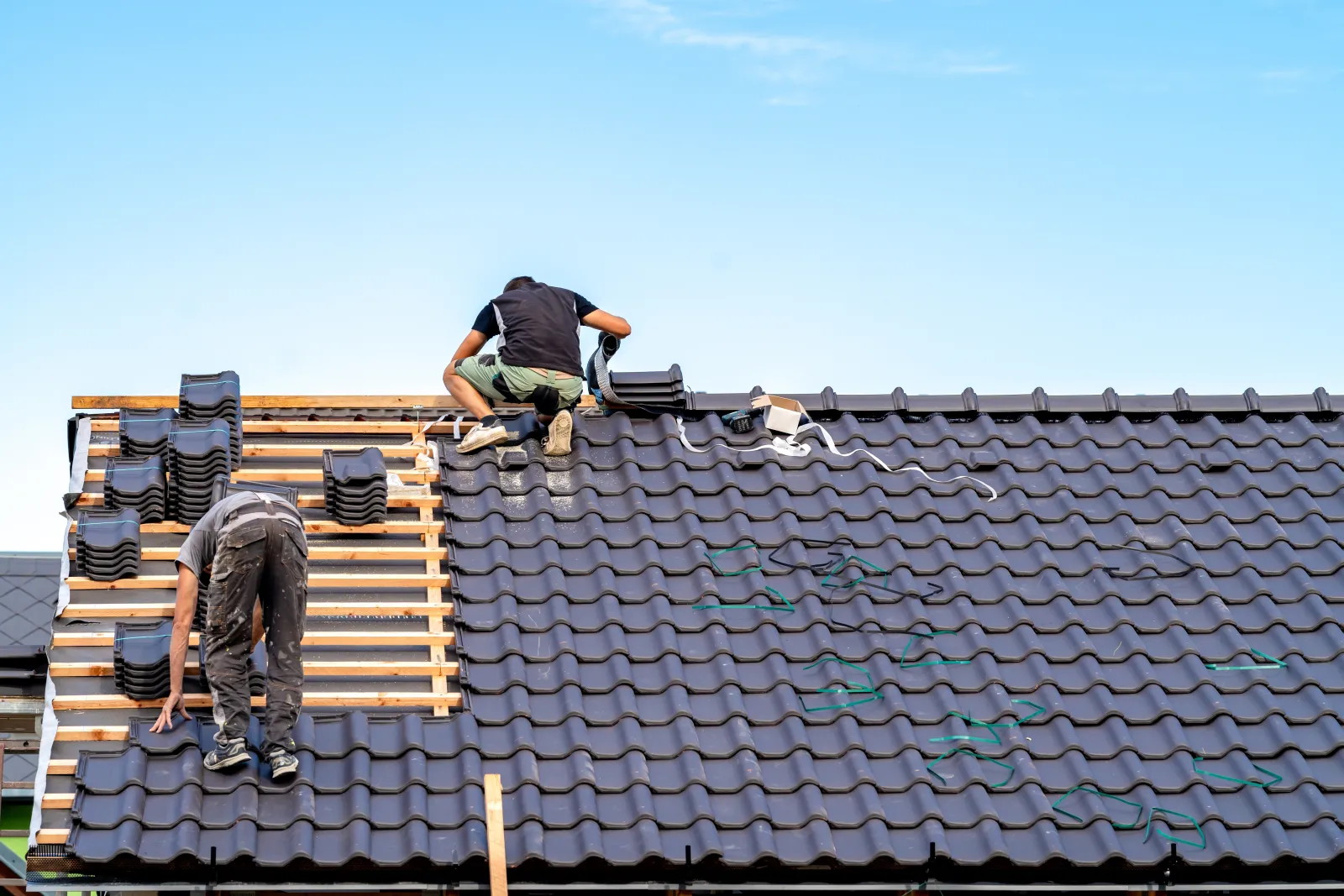 Roofing workers