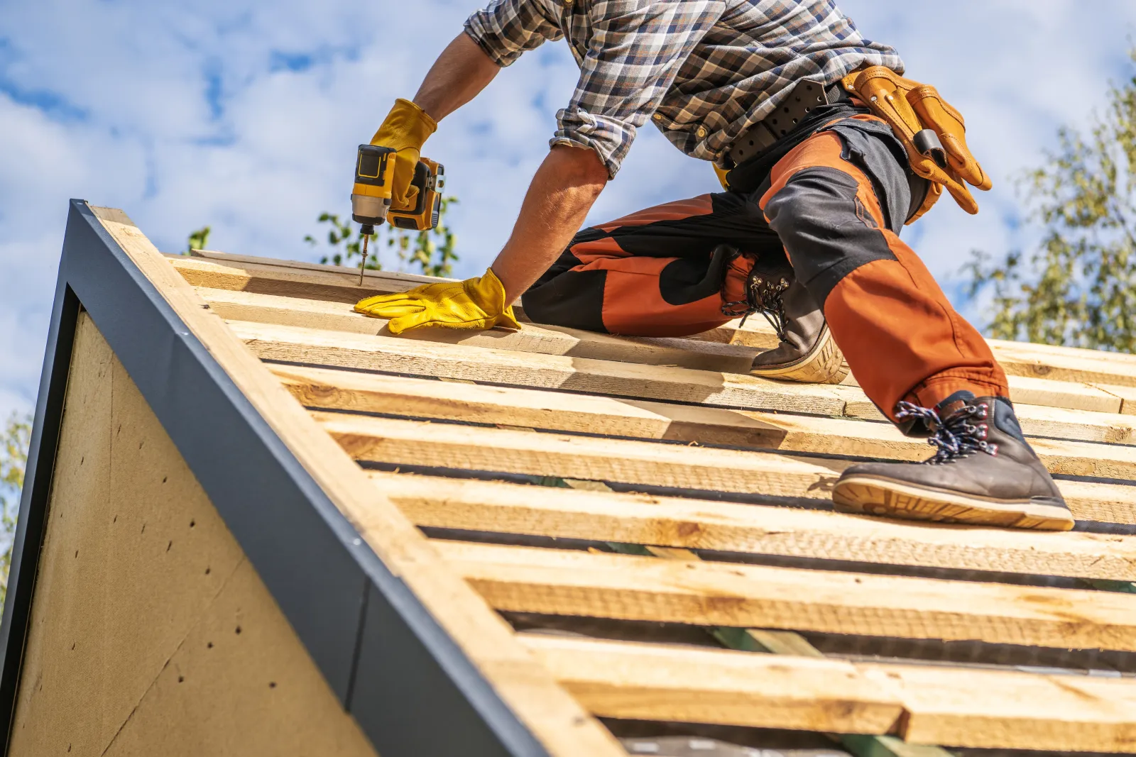 Working doing Roofing