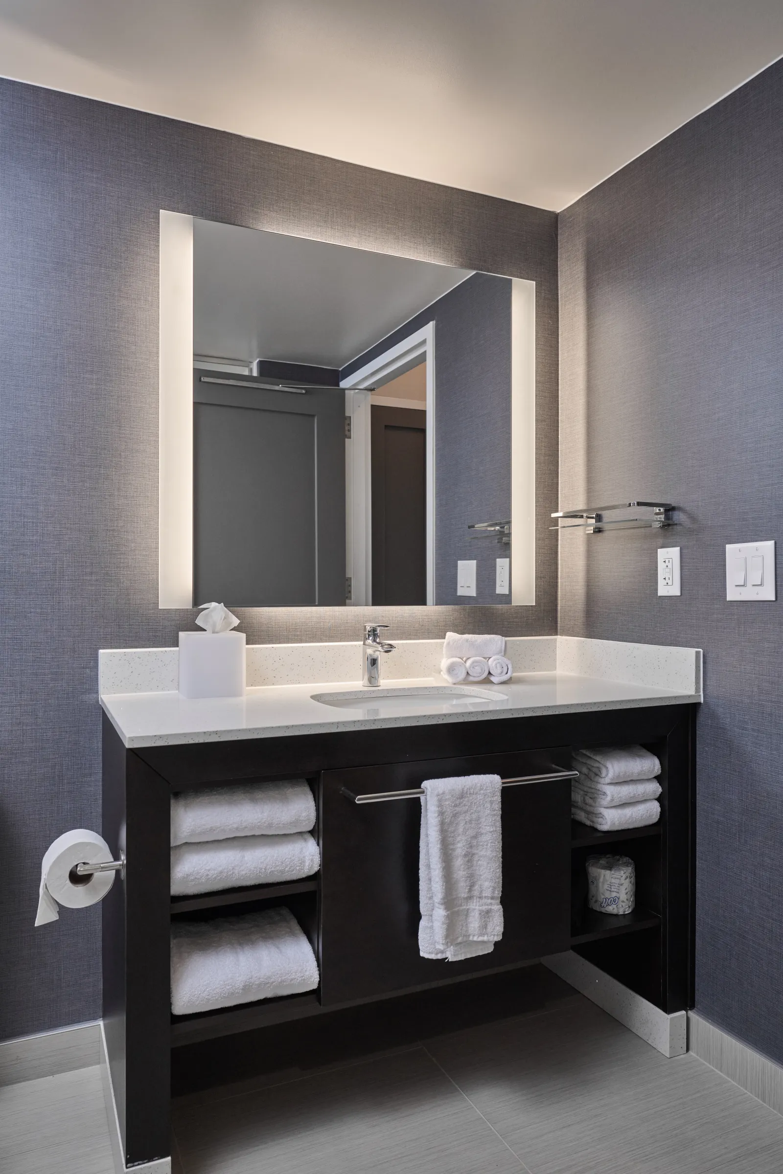 Marriott Courtyard & Residence Inn Dual Brand Custom Bath Vanity
