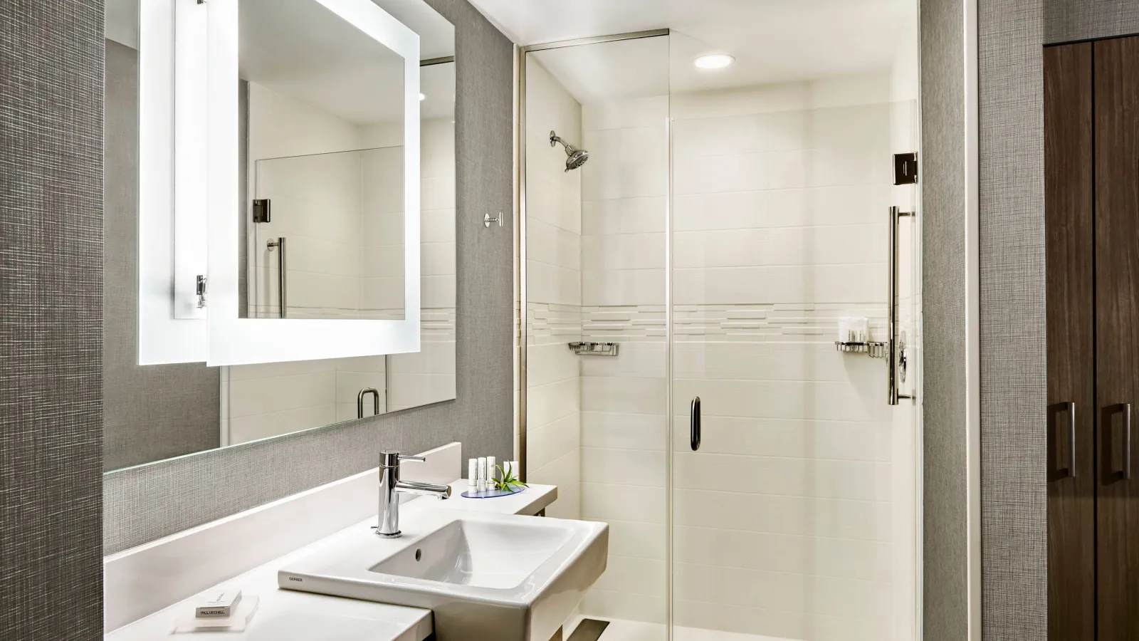 Marriott Springhill Suites Custom Bathroom Shower Surrounds