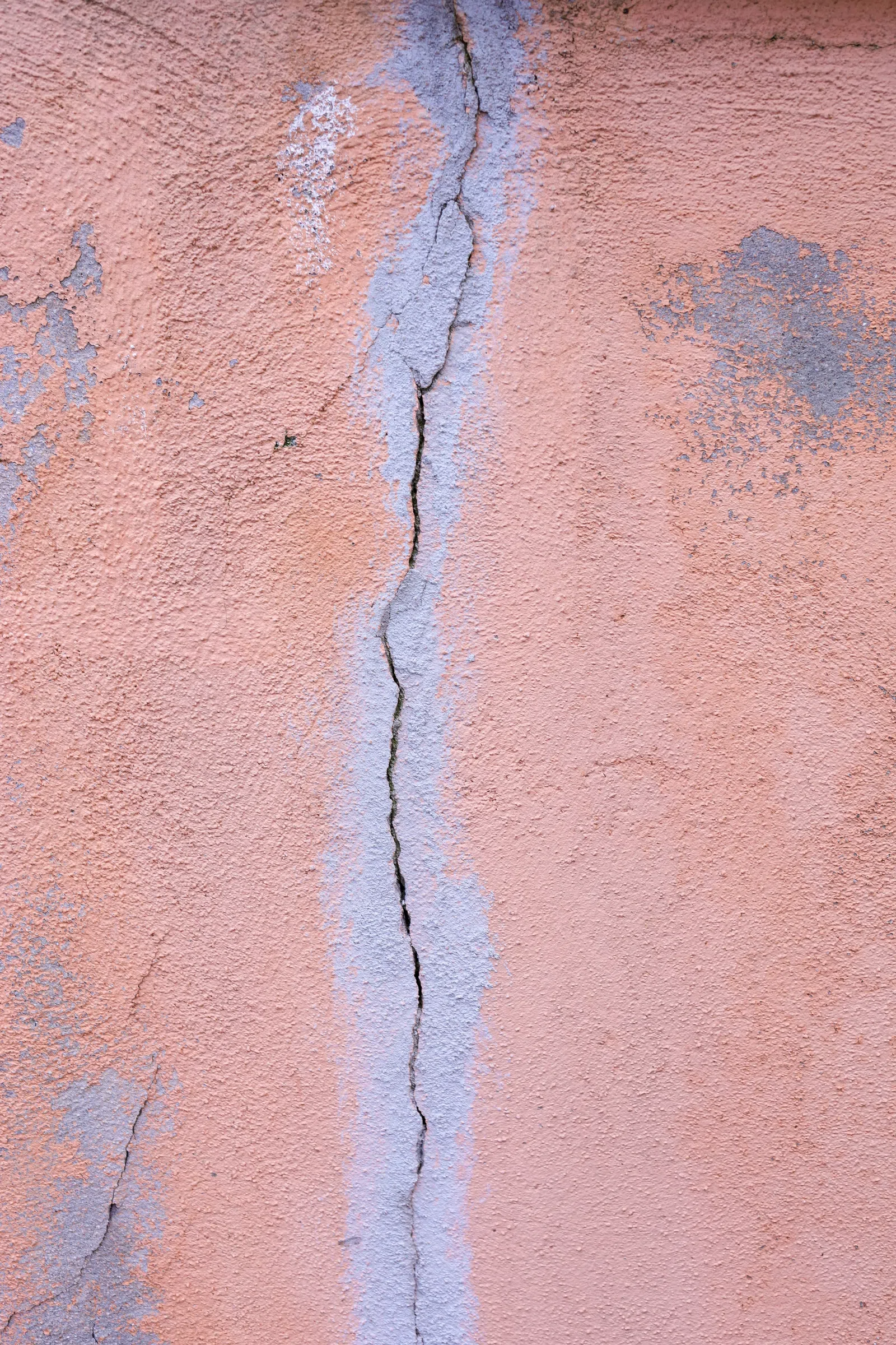 wall cracks