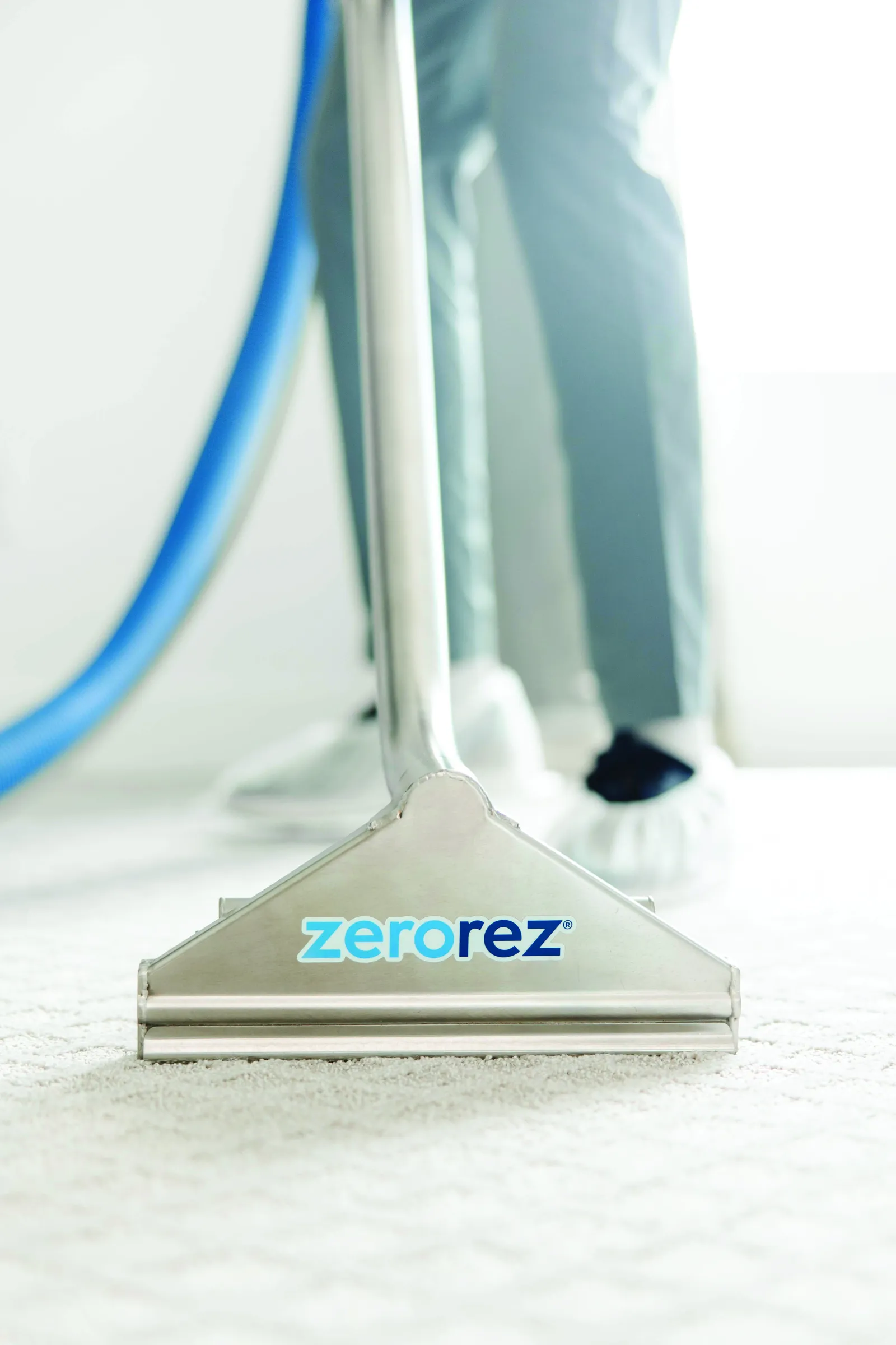 zerorez carpet cleaning wand on white carpet