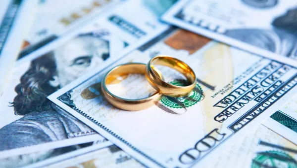 Episode 110 - Billion Dollar Divorce - Breaking Down the Jeff Bezos Divorce Image