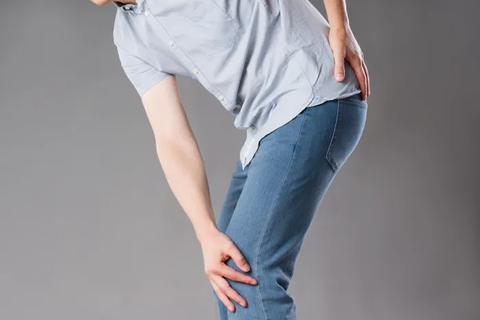 What Causes Joint Pain in the Hips or Knees?