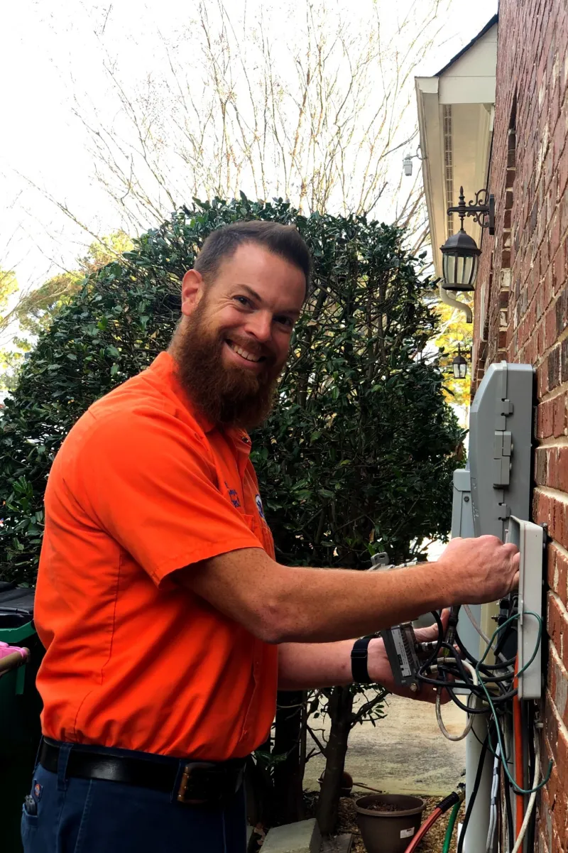 Estes technicians checking the wiring