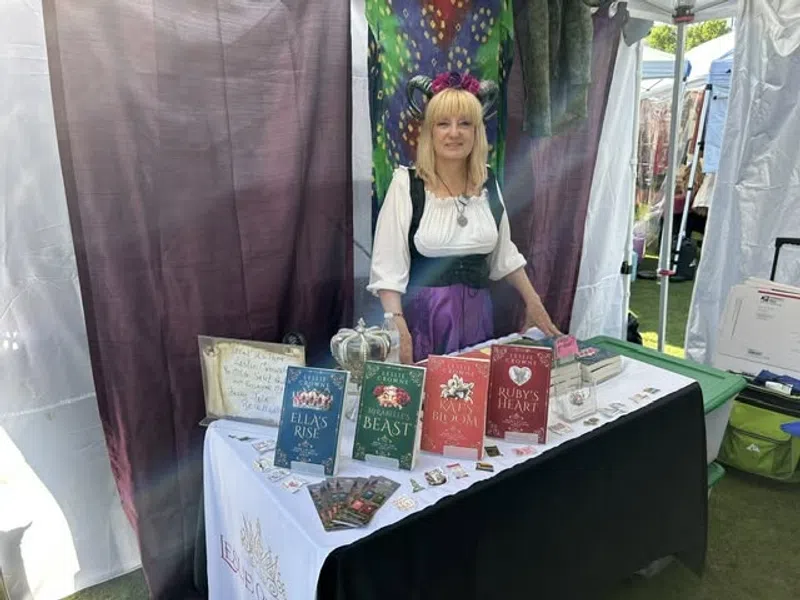 Author Leslie Crowne