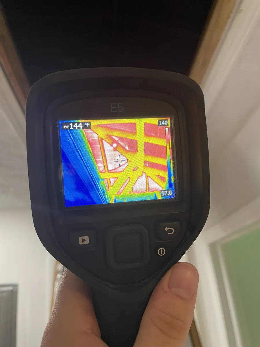 LunsPro Home Inspector in Charlotte utilizing infrared technology for Carolina home inspection.
